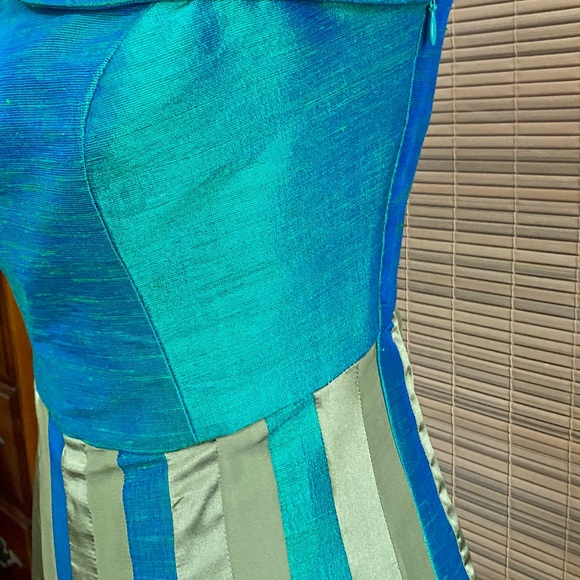 Iridescent mermaid colors, strapless perfect for Derby, garden party - Picture 5 of 14